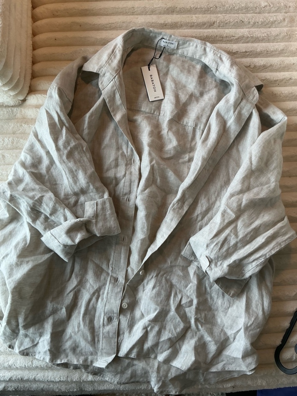 Aritzia Babaton Linen Button Down Shirt Beige Oversized Size M NWT